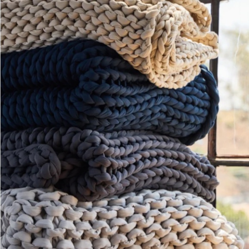 Avocado Chunky Knit Blanket - Cream, Navy, Gray weighted 15 lbs
